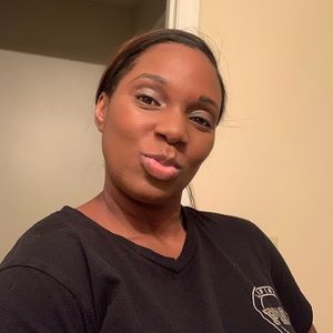 Meet your Posher, Rachelle